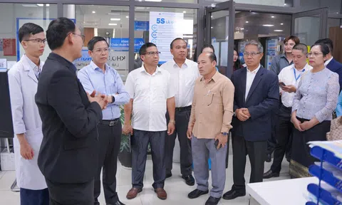 Hợp tác Y tế giữa Bệnh viện Hùng Vương Gia Lai với Sở Y tế và Bệnh viện tỉnh Attapeu (Lào)