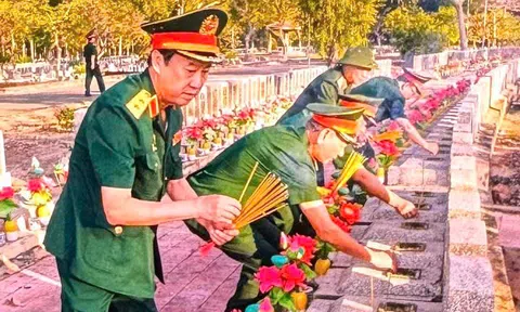 Mẹ ơi…con vẫn còn đây