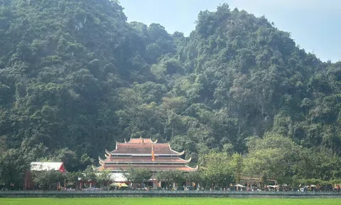 Phú Thọ: Lễ hội chùa Tiên đầu Xuân cuả người Mường thu hút du khách