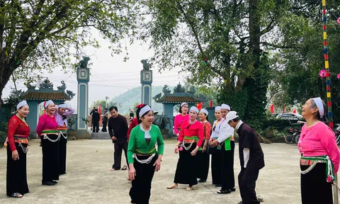 Phú Thọ: Bảo tồn, phát huy giá trị trang phục truyền thống người Mường cần sự quan tâm của cộng đồng