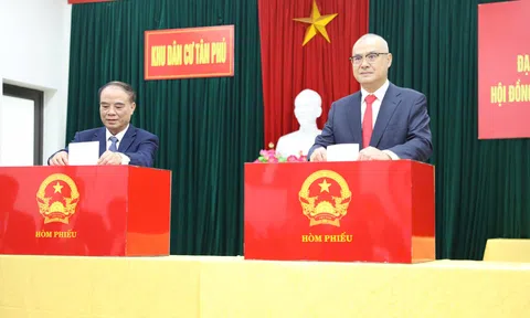 Phú Thọ: Bí thư Tỉnh ủy Phạm Đại Dương dự khai mạc và bỏ phiếu bầu cử tại phường Việt Trì