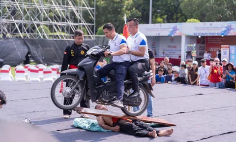Môn phái Bình Định Gia với các tiết mục đặc sắc tại Festival Võ thuật quốc tế Hà Nội 2026