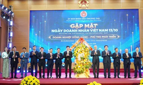 Phú Thọ gặp mặt gần 600 đại biểu nhân Ngày Doanh nhân Việt Nam 13/10
