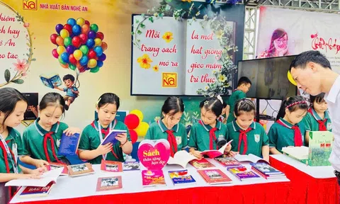 Nghệ An khai mạc Ngày sách và phát động văn hóa đọc