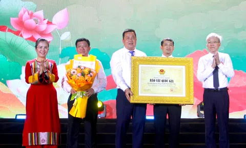 Nghệ An: Công bố Quyết định và trao Bằng công nhận Bảo vật Quốc gia đối với bia Ma Nhai