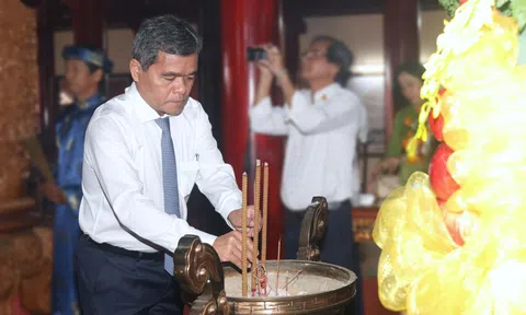 Quảng Ngãi: Dâng hương kỷ niệm 530 năm Năm sinh Trấn Quốc công Bùi Tá Hán
