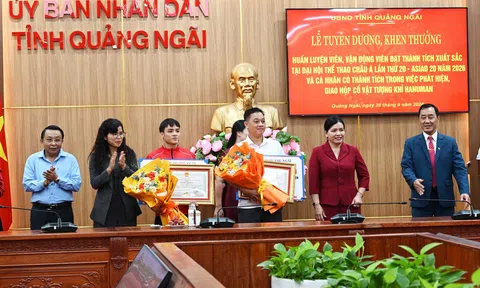 Quảng Ngãi: Tuyên dương, khen thưởng vận động viên đạt thành tích cao tại ASIAD 20 năm 2026 và cá nhân giao nộp cổ vật