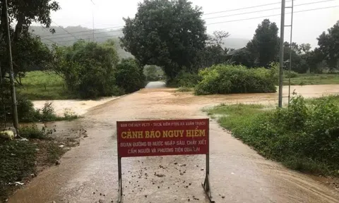 Quảng Trị: Triển khai phương án ứng phó với mưa lũ, nhiều ngầm tràn, tuyến đường bị ngập sâu