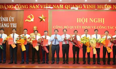 Quảng Trị: Công bố các quyết định về công tác cán bộ