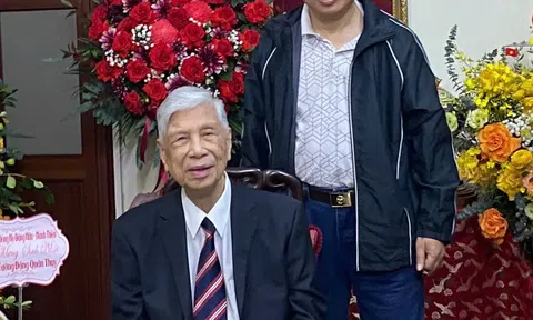 Chúc Thọ Anh hùng Trung tướng Đặng Quân Thuỵ 99 mùa Xuân