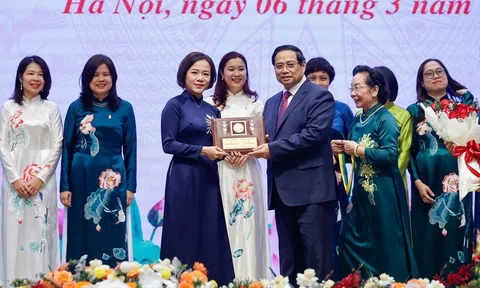 Góc nhìn văn hoá: Phụ nữ Việt Nam - Từ truyền thống anh hùng đến khát vọng thời đại (Nhân kỷ niệm 116 năm Ngày Quốc tế phụ nữ)