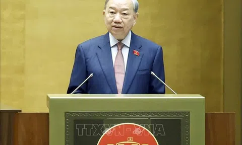 Góc nhìn văn hoá: Từ nghị trường đến lòng dân - Trách nhiệm đại biểu dân cử lớn hơn mọi vinh dự