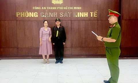 Góc nhìn văn hoá: Từ vụ án “Vải áo dài Đất Lành” - Bảo vệ bản quyền là bảo vệ sáng tạo