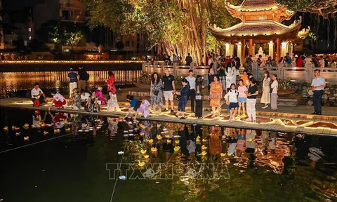 Đánh thức nguồn lực văn hóa Hà Nội và TP Hồ Chí Minh