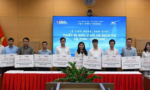 'Vùng lõm sóng' sẽ kết nối bằng vệ tinh