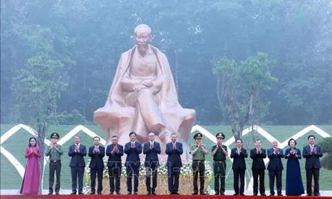 Góc nhòn văn hoá: Vang vọng lời căn dặn “Bác cháu ta phải cùng nhau giữ lấy nước”