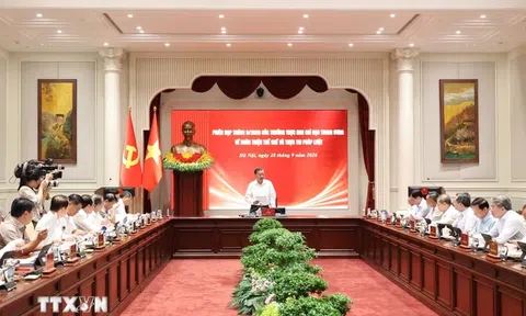 Góc nhìn văn hoá: Hoàn thiện thể chế và thực thi pháp luật trong kỷ nguyên số