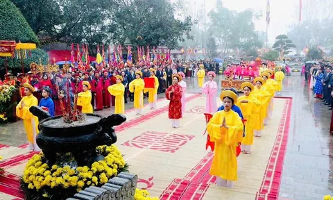 Phú Thọ: Hội Đền Mẫu Âu Cơ bồi đắp mạch nguồn văn hóa Việt