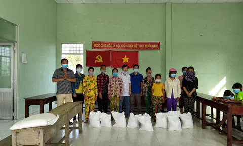 Kiên Giang: Phấn đấu đạt tốc độ tăng trưởng kinh tế cao và bền vững