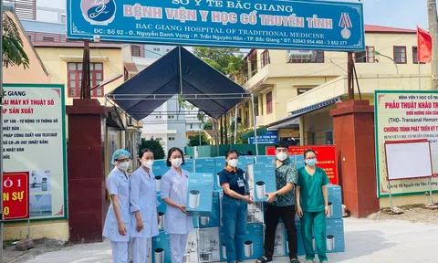 Tặng 150 máy lọc không khí Casper cho Bắc Giang