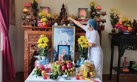 Vĩnh Phúc: Bố mất, nữ điều dưỡng không thể về chịu tang