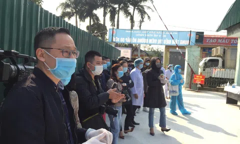 Vĩnh Phúc: Báo chí là kênh thông tin quan trọng, xung kích trên tuyến đầu phòng, chống dịch Covid-19