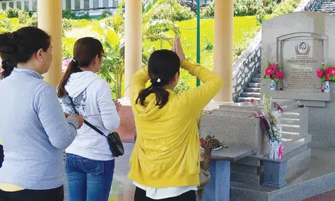 Nguyên mẫu chị Sứ: Bông hoa bất tử của Hòn Đất