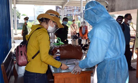 Quảng Ngãi: Phòng, chống dịch Covid-19 trong trạng thái "Kiểm soát chặt chẽ từ bên ngoài vào để bảo vệ bên trong"