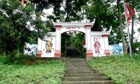 Tuyên Quang: Linh thiêng đền Pác Tạ