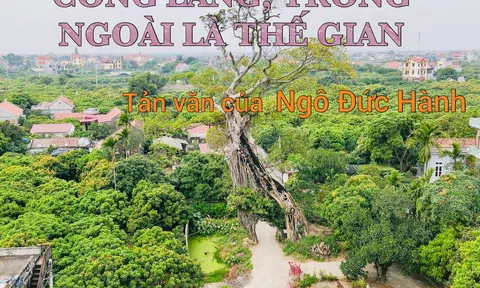 Cổng làng, trong ngoài là thế gian