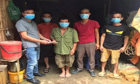 CLB Hải Nam Vĩnh Yên (Vĩnh Phúc) và các nhà hảo tâm hỗ trợ người lao động gặp khó khăn do ảnh hưởng dịch Covid-19