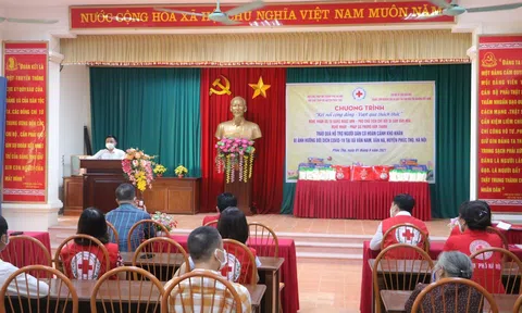 Nghĩa nặng tình quê. 
