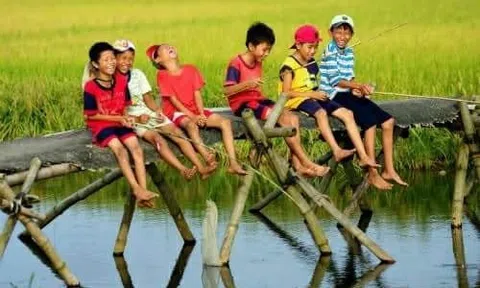 Quê hương miền ký ức