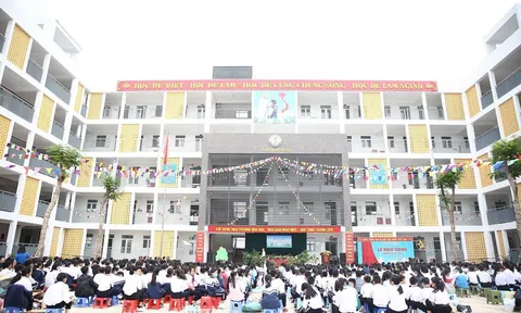 Hà Nội: Trường THCS Phú Cường khai giảng năm học mới 2021 - 2022  trực tuyến
