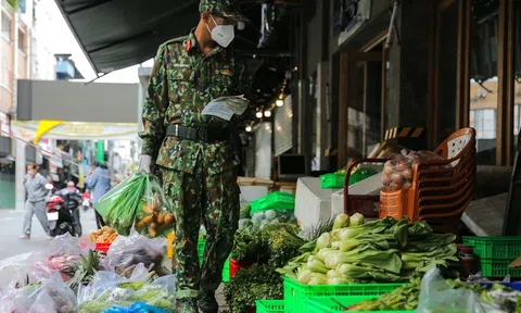 Chịu khó, chịu khổ lúc này...