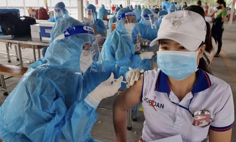 Bệnh viện đa khoa Đồng Nai, duy trì việc khám chữa bệnh, cứu sống nhiều ca nguy hiểm và sẵn sàng hỗ trợ địa phương tiêm chủng vaccine