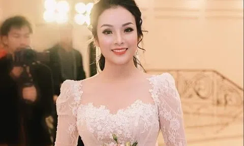 Tân Nhàn: Càng thêm năm tháng tiếng hát càng hay, tâm hồn càng lung linh nhiều vẻ đẹp