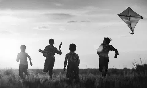 Trò chơi trẻ con: Đốt đuôi chuột