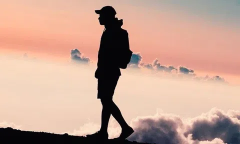 Thằng chậm tiến