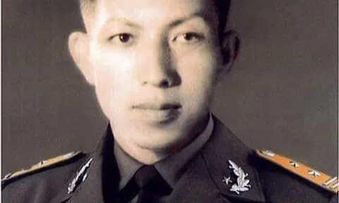Vĩnh biệt huyền thoại - một người lính với số phận bi hùng!