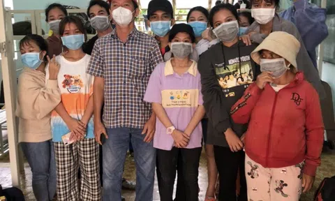 Đồng Nai: Một người nông dân tự bỏ ra 160 triệu đồng để hỗ trợ tiền xăng, tiền ăn cho người lao động khó khăn về quê