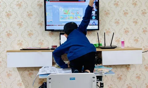 Mừng và lo