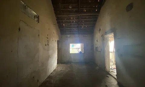 Nhà dột mùa mưa bão