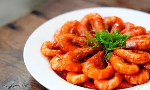 Con tôm rang mặn thì bùi