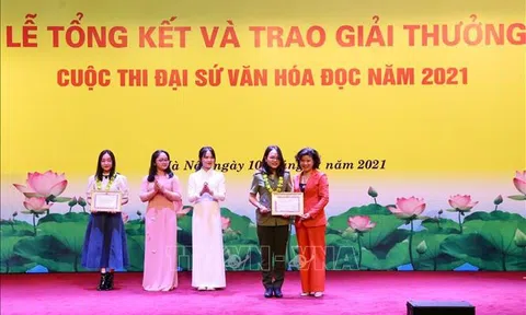 Xin các giảng viên đại học và cao đẳng hãy tăng cường văn hoá đọc để không là “thợ dạy”