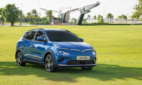 VinFast sẽ bàn giao lô xe ô tô điện VF e34 đầu tiên vào ngày 25/12