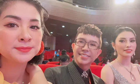 Giám khảo Yến Ngọc xinh đẹp trong đêm chung kết cuộc thi Giọng ca vàng Bolero Việt Nam 2021