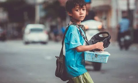 Cũng một kiếp người