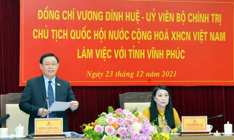 Chủ tịch Quốc hội Vương Đình Huệ thăm và làm việc tại Vĩnh Phúc