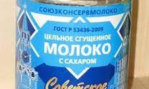 Hai hộp sữa đặc Moloko Liên xô